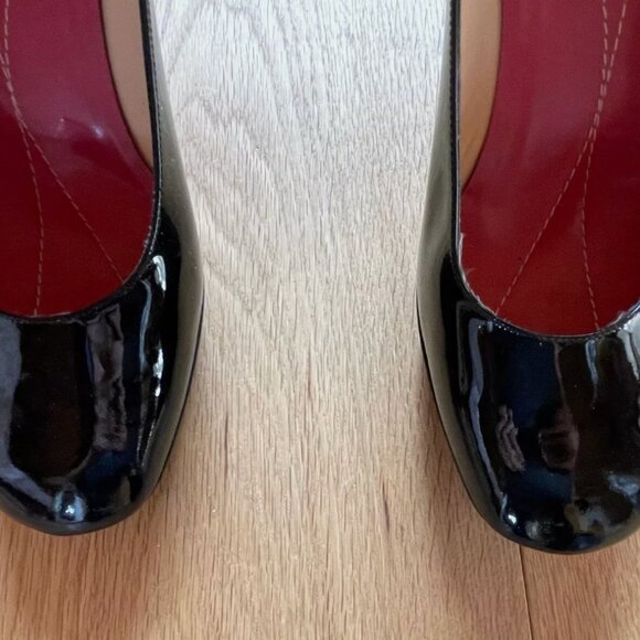 Tall patent heels-- pure vintage, pure Kate Spade! 9.5 - Picture 5 of 10